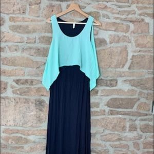 NWOT Pink Blush Maternity Maxi Dress